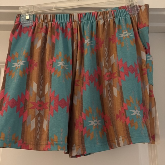 Crazy Train Colorful Fringe Aztec Print Shorts, Size S, NWOT - Picture 2 of 4